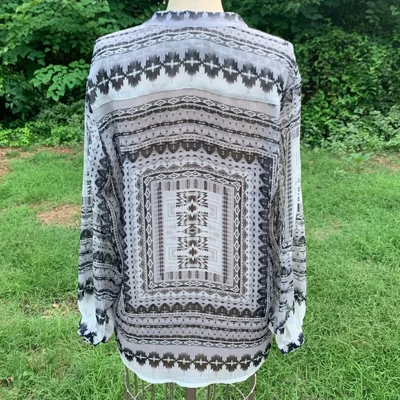 Aztec Geometric Sheer Blouse - Picture 3 of 16